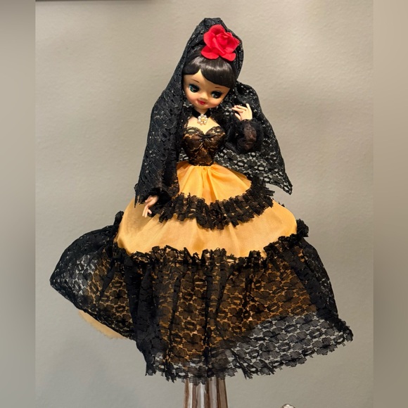 Other - Vintage 1960 Spanish girl Big Eye Bradley Doll.